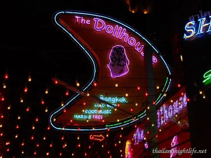 Dollhouse Bangkok Soi Cowboy