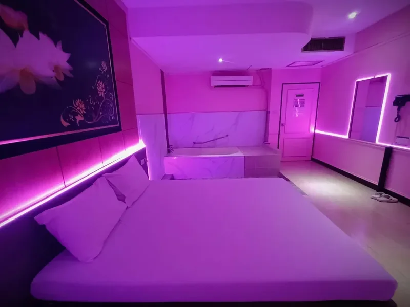 Bangkok Nancy Massage 按摩浴缸房，新碧武里泰國浴