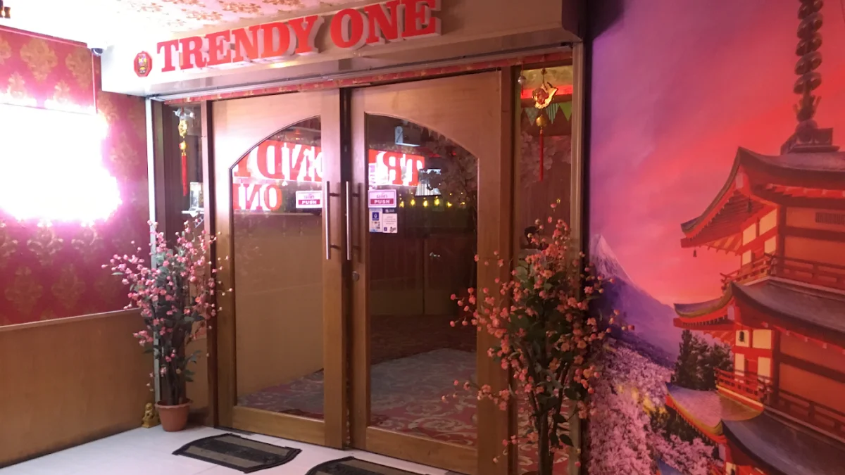 Trendy One 방콕 타니야 일본식 가라오케