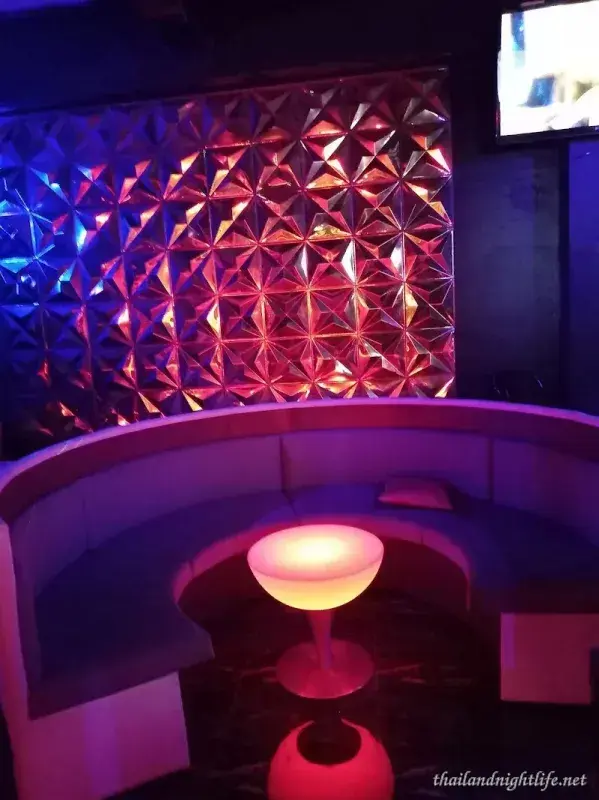 X CLUB Hua Hin