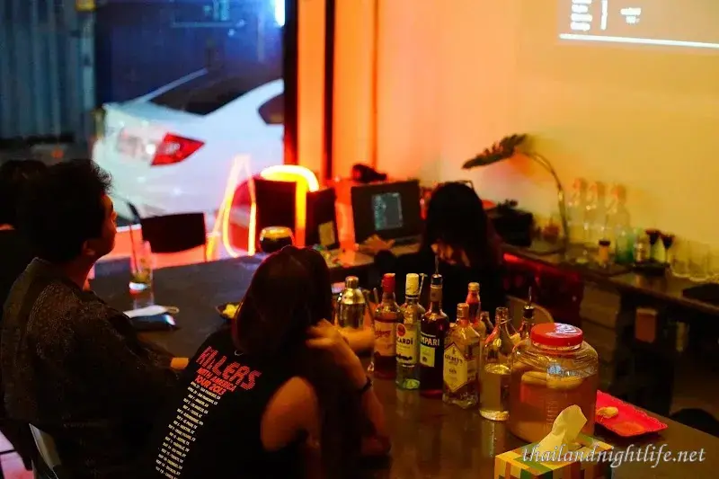 grandpa never drunk alone Songkhla craft beer bar