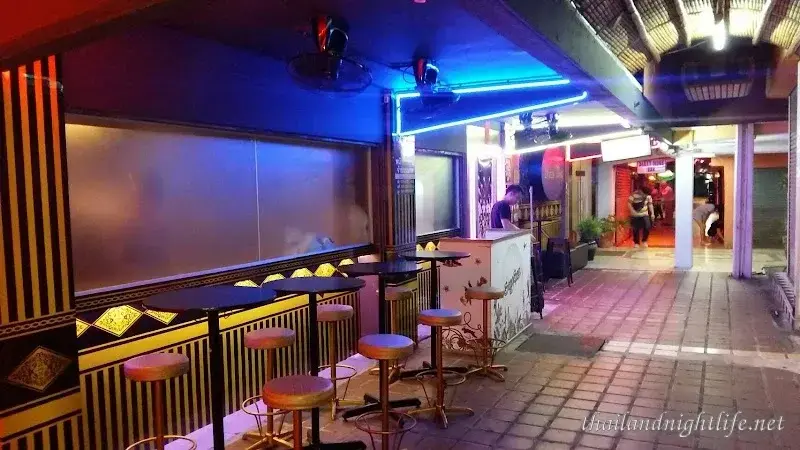 Good Boy Bar