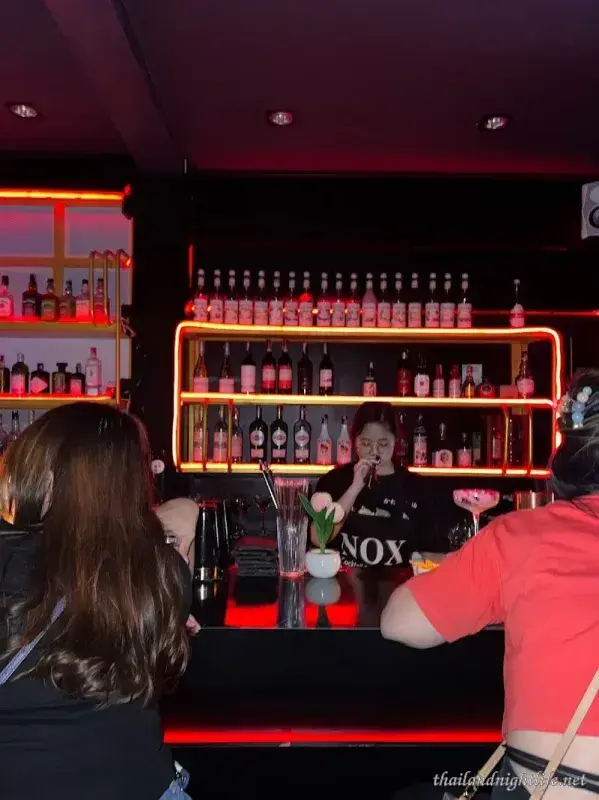 NOX cocktails bar